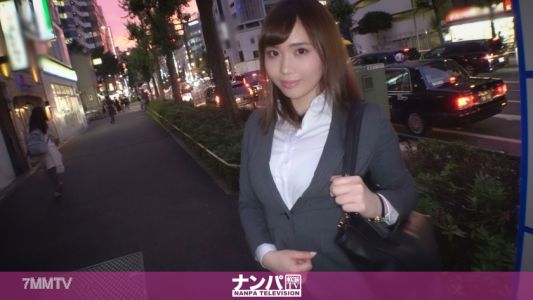 200GANA-2127 진짜 소프트코어, 첫 촬영. 1376 인터뷰를 위해 촬영에 응한 치유계 OL. 연애 조언을 구실로 키스를 강요하자 망설이면서도 남배우의 기술에 얼굴을 녹여버리고 그대로 흐름을 타고 자위행위 → 성교. 경험해본 적 없는 격렬한 피스톤에 등을 뒤로 젖히며 절정으로乱れ다!