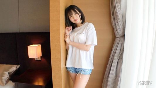 SIRO-4487 【初撮り】【色白柔肌の現役JD】【蕩け顔に変わり..】『チュウめっちゃ好きなんです..』少年のような印象が強かった彼女だが、巨根ピストンで気持ちいいところを刺激されると.. 応募素人、初AV撮影 209
