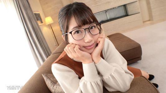 SIRO-4822 【First Time】【Glasses Girl】【Intense Deepthroat】She looks serious but she keeps squirting. We found a sensitive, horny girl who can&quott stop gushing. Her pussy gets soaked to the limit from being fucked non-stop, dripping love juice endlessly... App