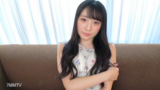 SIRO-5017 【순진한 타입？】AV 여배우를 동경해 AV 출연을 결심한 우동집 직원 언니. 매끄럽고 깨끗하며 더러움을 모르는 듯한 순진한 작은 ◯◯에 가차없이 굵은 육봉이 삽입된다…… 인터넷으로 AV 지원 → AV 체험 촬영 1952