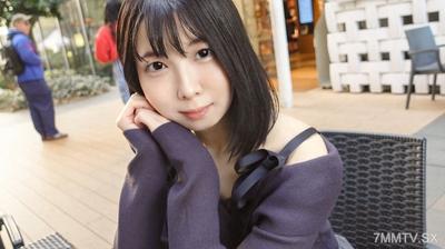 SIRO-5489 【Is this gap amazing?】 The calm nursery teacher who is popular even among parents is frustrated. With that innocent face, she"s wearing underwear like this every day… Her posture of shaking her hips on her own is too erotic! 【First shoot】 Applie