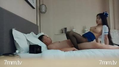 Brother Tang Looking For Flowers In The Middle Of The Night, Newcomer, Old Brother, Hip Skirt, Young Woman, Stewardess Uniform, Black Silk Lewdness, Licking Cock