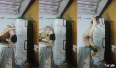 2022-5-3【Creampie Without Condom】Fucking A Street Girl, With Hips And Skirt And Long Legs
