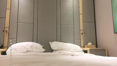 【AI畫質增強】2020-08-08 小寶尋花約了個黑衣妹子TP啪啪,脫光光舌吻