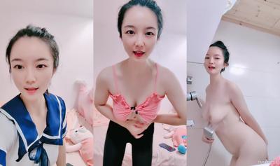 Temperament White Tender Beautiful Young Woman! The Temptation To Go To Sea For 4 Hours Recently! Sexy Outfits In Student Uniforms, Wet Body In The Bathroom, Jumping Eggs