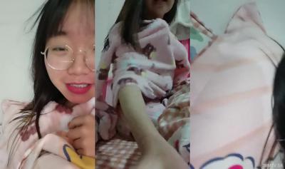 Newcomer! Authentic Student~Extremely Beautiful Breasts~[Small And Fresh]Masturbation With Acupoints~Super Contrast~! ~~~~~~✨✨✨-~ Natural
