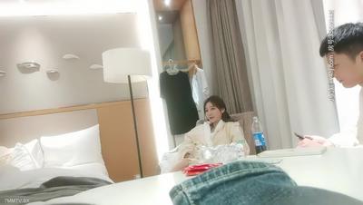 [AI Image Quality Enhancement] 2020-11-23 [Tanhua Li Xunhuan] After Eating And Drinking For A Long Time, Xiao Li Regained His Strength