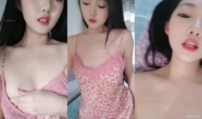 推薦！頂級女神下海！美炸了~【要爸爸抱抱】道具狂插！爽，近期少見的清純妹子