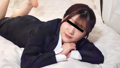 022525_01 취업 활동 중인 작은 귀여운 여대생에게 생중출 면접