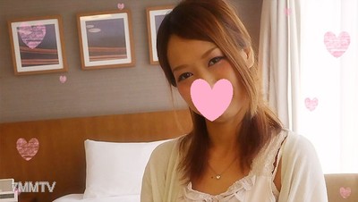 FC2-PPV 681663 【First Time × Face Revealed】S-Class Beauty Unleashed &quotGonna cum again♥&quot The mascot girl of a famous cafe in Tokyo loses control and cums continuously as her uterus is rubbed! Thick love juice drips from the sparse pubic hair vagina on the s