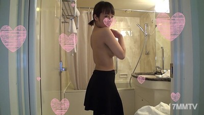 FC2-PPV 824886 【空前絕後】初拍♥美巨乳S級美女超超超巨大陰蒂　勃起鴨子穴「舔合一心♥」爽到不行上下蜜穴抽插＆天然潤滑劑不停種馬懇求【無馬賽克】附贈影片有