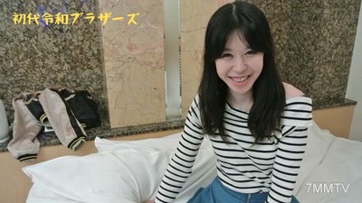 RB012 호텔 복도에서 출장 마사지 언니를 꼬셨다!