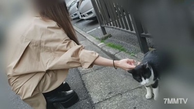 fc2-ppv 1348819 【露臉·未經修圖】高潮過頭的瘦弱髮型化妝專業學生賞櫻飲酒性交(57分鐘)