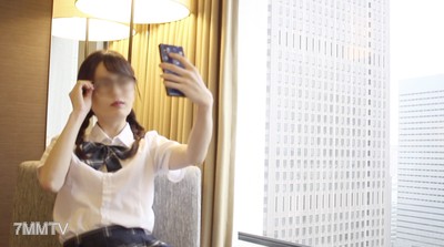 fc2-ppv 1424799 【数量限定4980pt→2980pt】圧倒的美少女 由香19歳 はじめての3P お姉さまにリードされるがままレズプレイからの乱入3P 購入特典あり