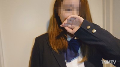 fc2-ppv 1638693 【個撮】外國混血的日本回國子女和我連上了,然後就直接生插中出