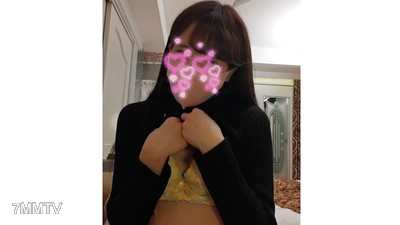 fc2-ppv 1673425 【Unedited・Solo】A flat-chested JD with very little sexual experience. She&quots incredibly nervous for her first ever sex tape! Her awkward blowjob is the best. 【※Deletion upon exposure】