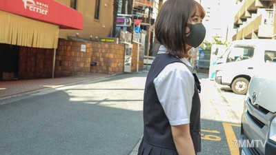 fc2-ppv 1757248 【個人拍攝】18歲的巨乳新生被內射【業餘影片】