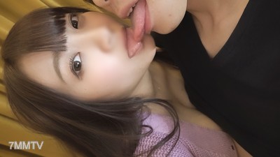 fc2-ppv 1822946 TKBZ#008 【神乳】小惡魔系超可愛JD 雙手無法完全包覆的巨乳，搖晃著而用粗大的陰莖猛烈抽插
