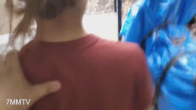 fc2-ppv 2352175 住宅の隣人に見られ【顏出し】家に上がり込み生活感溢れるリビングで他人液で滲む奥さん絶望。25分 {