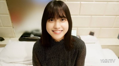 fc2-ppv 2873166 경험이 한 사람뿐인 순진한 소녀 레이나짱, 18세