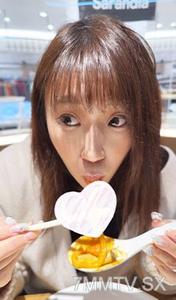 fc2-ppv 3180009 限定1980pt→1490pt「全莫扎無」午餐邀請巨乳輪流人妻,浴室裡從胸部口交開始,大量射精後的,對老公保密與他人進行濃厚性行為