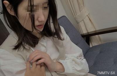 fc2-ppv 3458868 【個人】自信過剰のイヤイヤ妻、近隣住民に見られ落胆してしまい、無慈悲に生の他人棒に犯され無理矢理膣内に注ぎ込む {