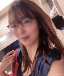 FC2-PPV 4459841 5/31 to 3960→1980pt 【Show Face & Review Bonus Rooftop Blowjob】 Live shooting of a seductive woman who came for an interview