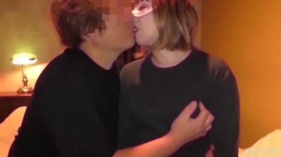 fc2-ppv 4544297 【ワンコイン動画・中出し】3人の*持ち38歳熟女妻　手マンで大量潮吹きをしてしまいました・・・ {