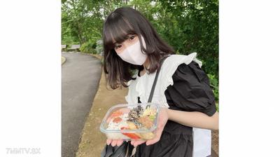 fc2-ppv 4573382 顔出し!3日間限定!自分の変態具合に目覚めはじめ快楽への好奇心が隠せない専門生!野外で口の中に出された体液を一滴残らず笑顔で飲み干す彼女をさらに密室に連れ込みスレンダーな身体に生中出し!! {